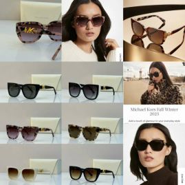 Picture of Michael Kors Sunglasses _SKUfw55532384fw